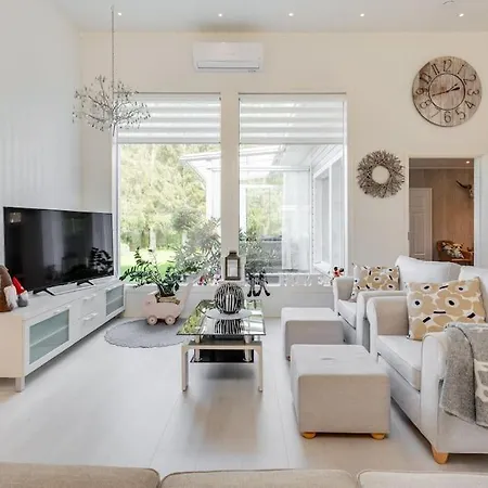 Luxury Santa Hill