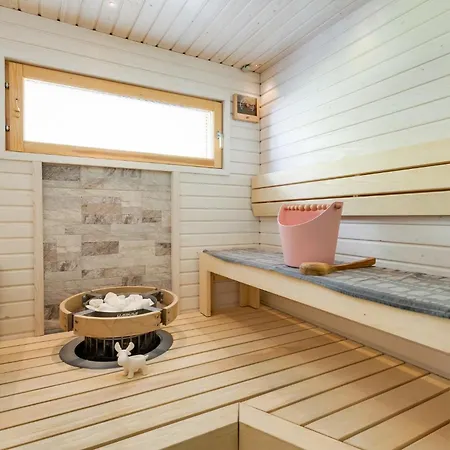 فيلة Luxury Santa Hill روفانييمي